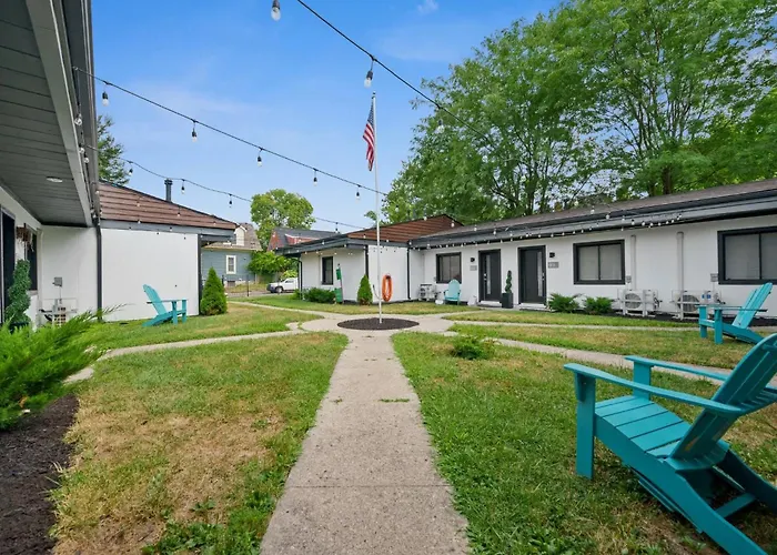 Chic Retreat 93j For 2 * Columbus